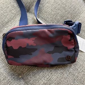 Lulu lemon Everywhere Belt Bag